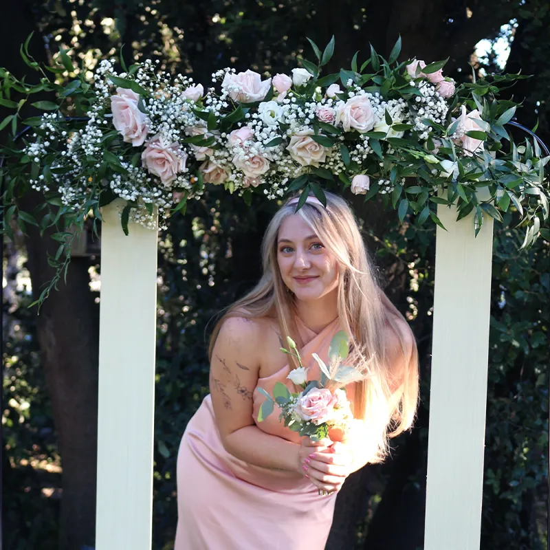 Évènement privé mariage arche fleurie